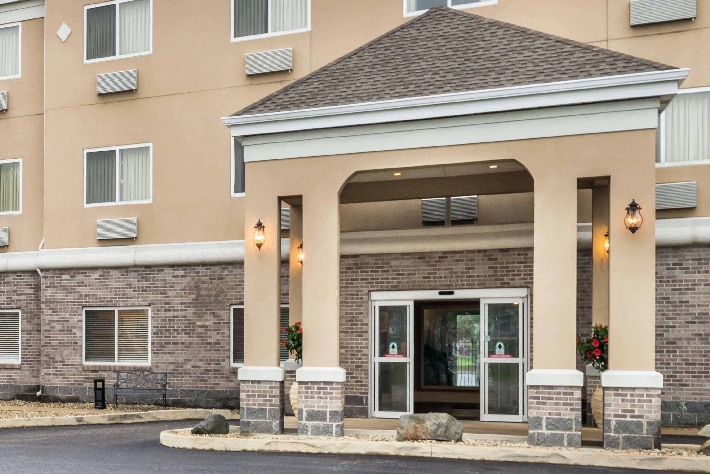 Hotel Baymont By Wyndham Indianapolis Northeast Exterior foto